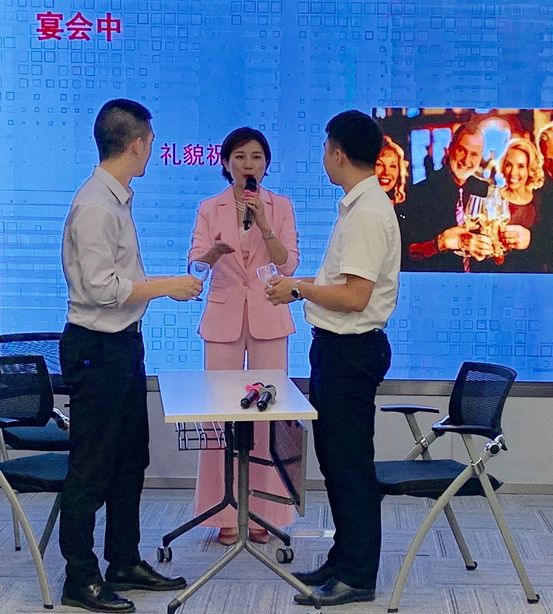 肇慶客服服務(wù)禮儀培訓(xùn)服務(wù)案例|提高經(jīng)濟競爭力